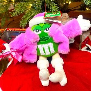 Rare M&M Collectibles – Authentic Late 90s/Early 2000s Pieces!